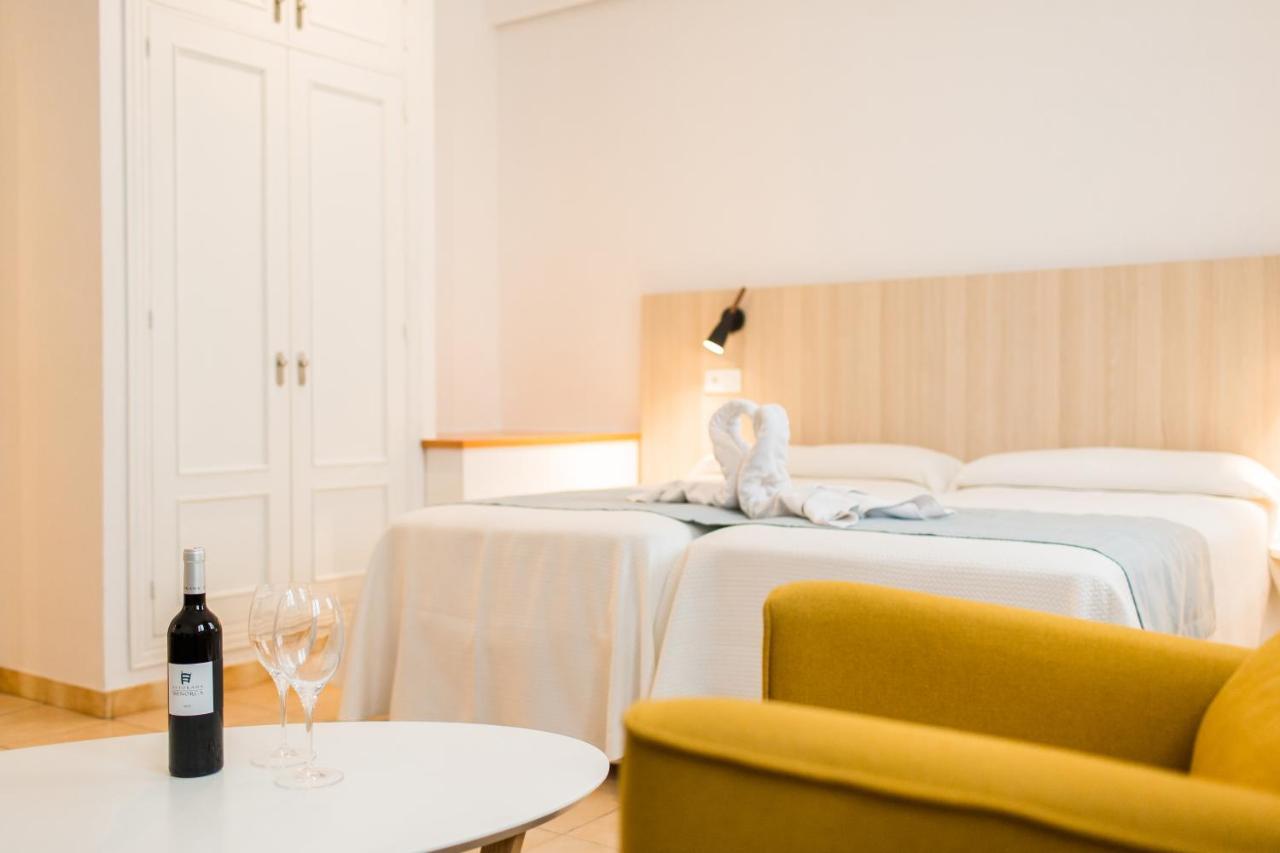 Sagitario Petit Ciutadella Hotel Ciutadella  Eksteriør billede